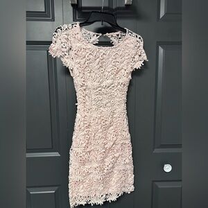 Lace/crochet Lulus dress